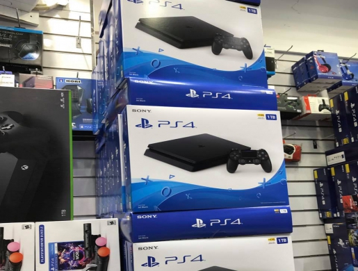 original sony ps4 and Nintendo switch console, Nairobi -  Kenya