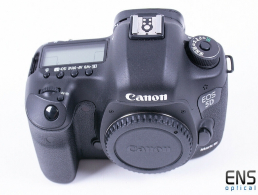  Canon EOS 5D Mark III 35mm Digital SLR Camera 24-105 F/4 kit - 7945 Shots, Ribeira Brava -  Cape Verde