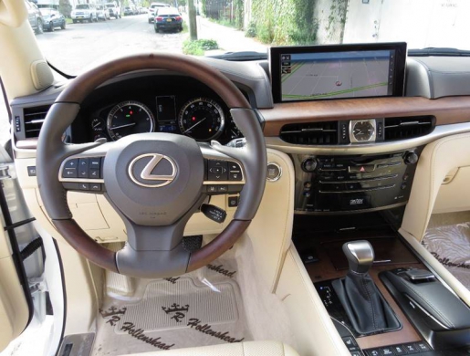 2017 Lexus LX 570 FULL OPTION WHATSAPP +971588043974, Tripoli -  Libya