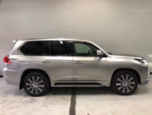 3 Months Used 2019 Lexus LX 570, Dar es Salaam - Tanzania