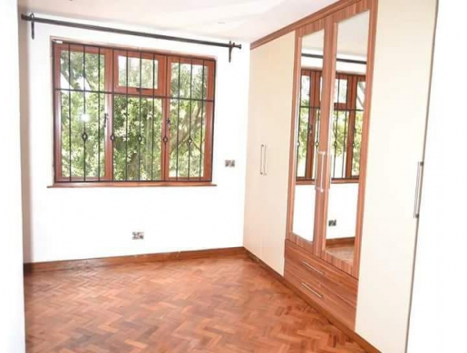 5 Bedroom Townhouse To Let in Lavington, Nairobi -  Kenya