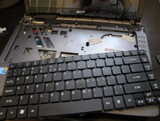 Affordable laptop and phone repair servicing upgrading of laptop etc, Nairobi -  Kenya