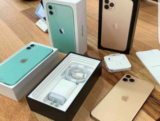 Apple iPhone 11 Pro Max 256GB $450 Whatsapp : +15034008658, Kinshasa - Congo RDC