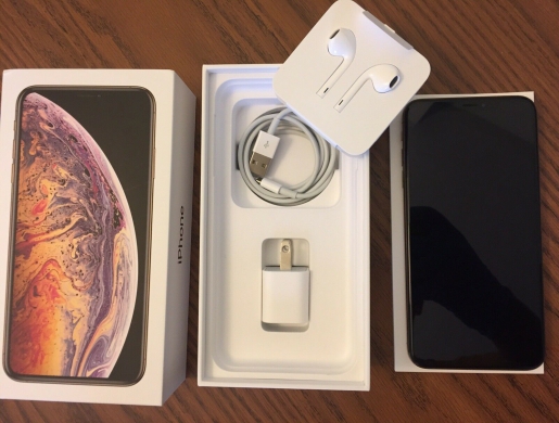 Brand New Iphone xs max--$600 =Whatsapp :: +15104011696, Douala -  Cameroun