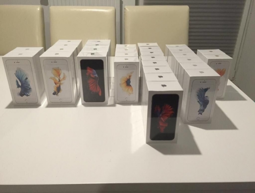 Buy iPhone 6s 6splus 7Plus iPhone X Xs Xs Max Samsung s9 s8 Note8 s10 ps4 Airpod Note9, Nairobi -  Kenya