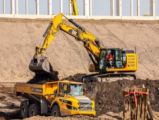 Dump truck training in witbank kriel secunda ermelo middelburg embalenhle hendrina carolina 0712480425/0635070708, Witbank -  South Africa