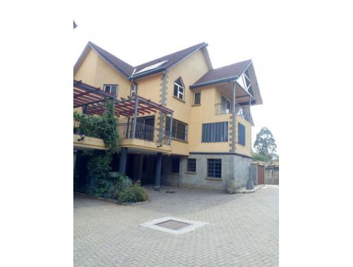 Exquisite Modern and Luxurious 5 bedroom Spacious Townhouse with a Garden and DSQ, Nairobi -  Kenya