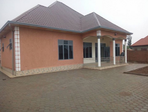 Kanombe house for sale , Kigali -  Rwanda