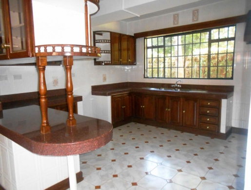 Kileleshwa 5 br commercial to let, Nairobi -  Kenya