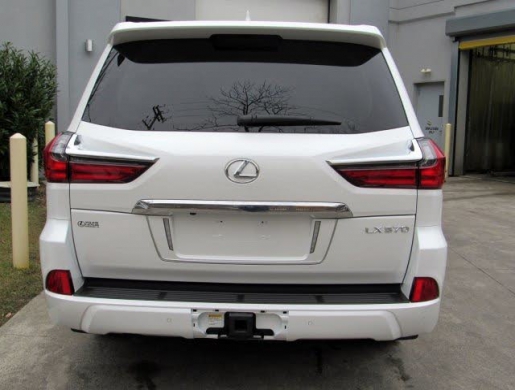 LEXUS LX 570 SUV Gulf Specs 2019 (White)  FOR SALE, Macina -  Mali