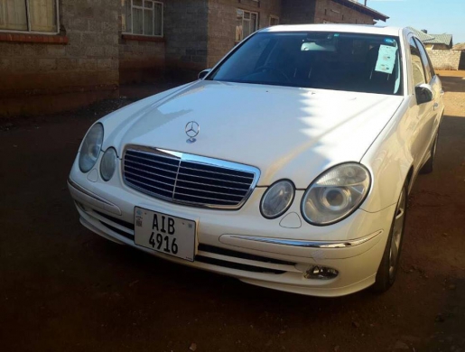 Mercedes Benz E500, Lusaka -  Zambia