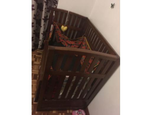 Nice wooden baby crib, Nairobi -  Kenya