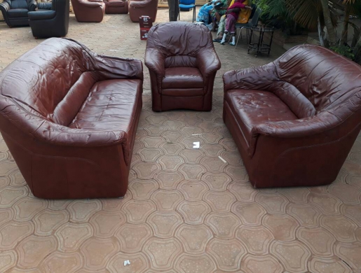 Salon en cuir, Yaoundé -  Cameroun