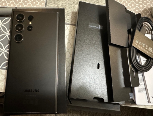 Samsung Galaxy S23 Ultra SM-S918B/DS - 512GB Black (Unlocked), Kampala -  Uganda