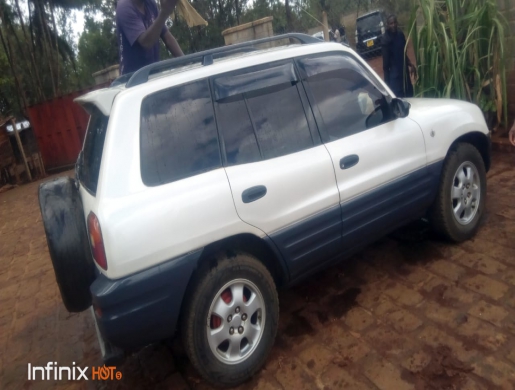 Selling a car, Embu -  Kenya