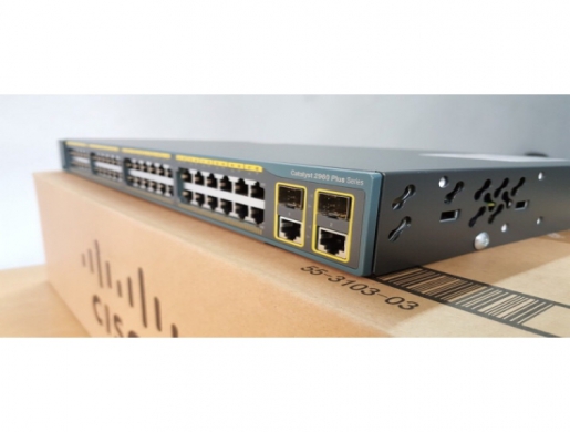 Switch CISCO  24 PORTS TC-S, Yaoundé -  Cameroun