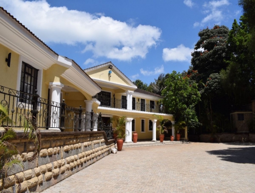 Tigoni,Ithangi Road ,less than 2 minute from Limuru Country Club, Exclusive five bedroom villa on 1.5 acres, Nairobi -  Kenya