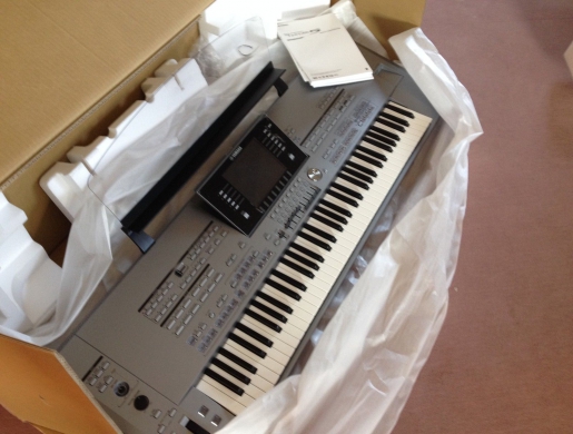 Yamaha Tyros 5 76-Key Arranger Workstation (76-Key Pro Arranger)., Fulacunda -  Guinea- Bissau