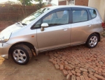 Honda fit 2005 