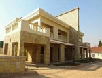 Serviced town houses for rent